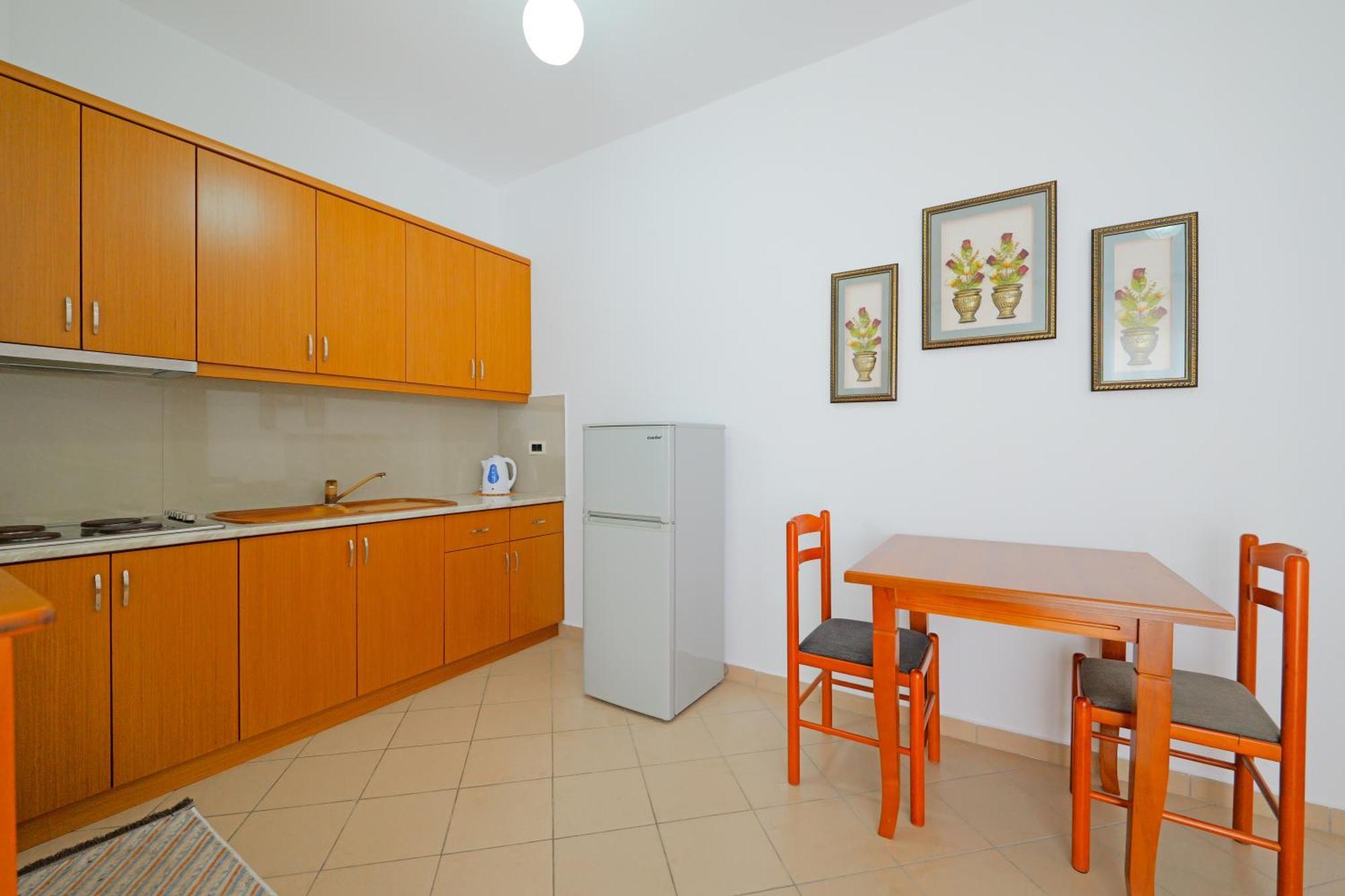 Vila Marina Apartments Саранда Екстер'єр фото