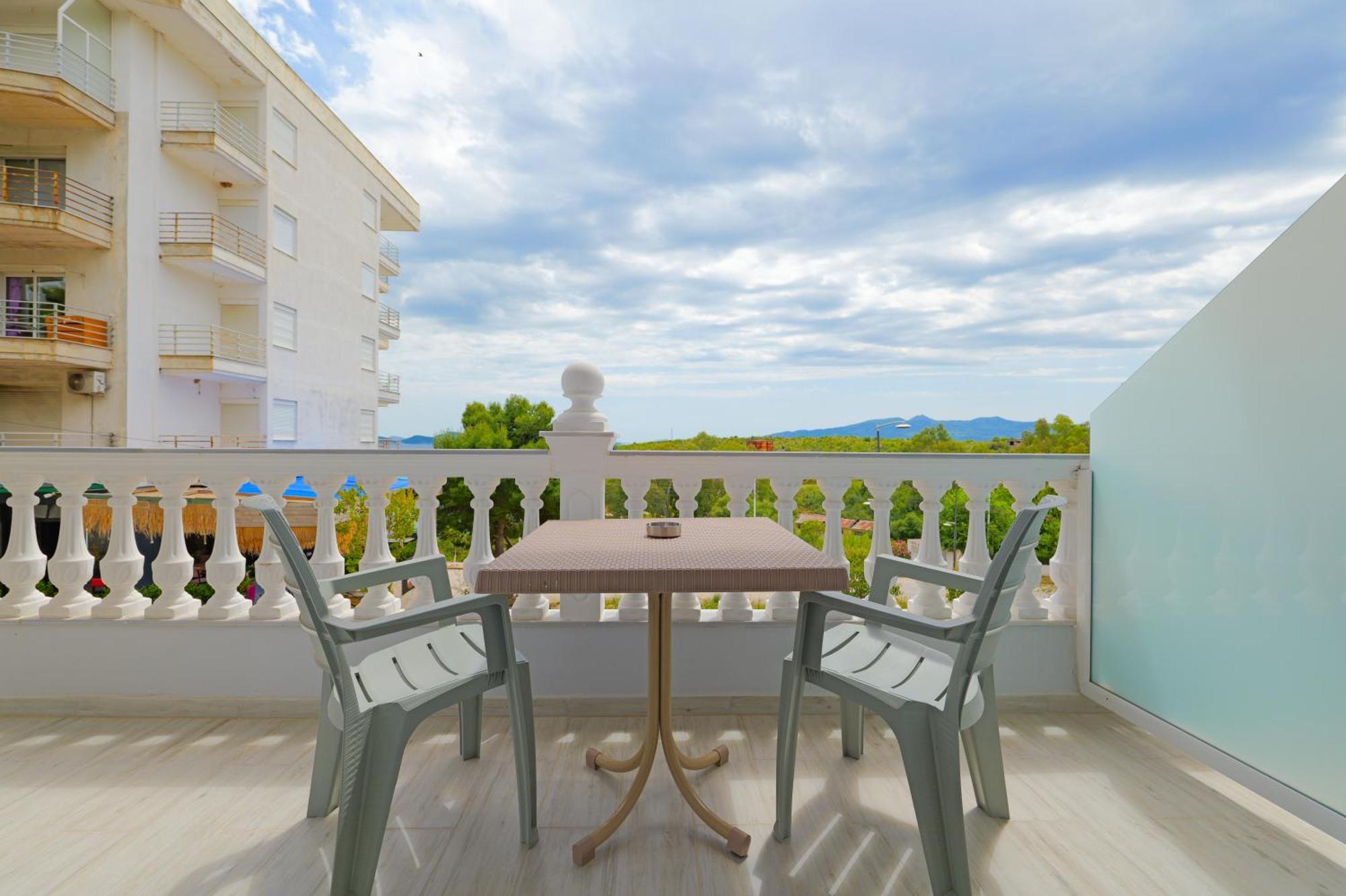 Vila Marina Apartments Саранда Екстер'єр фото
